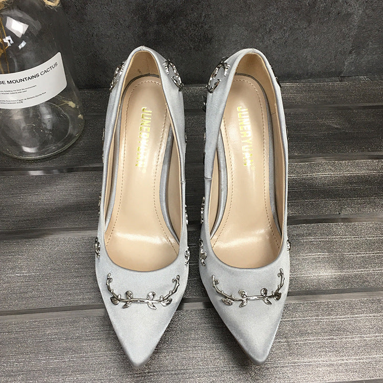 Stiletto pointed high heels