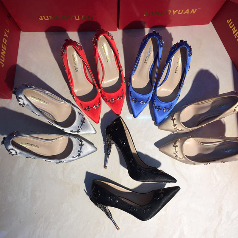 Stiletto pointed high heels